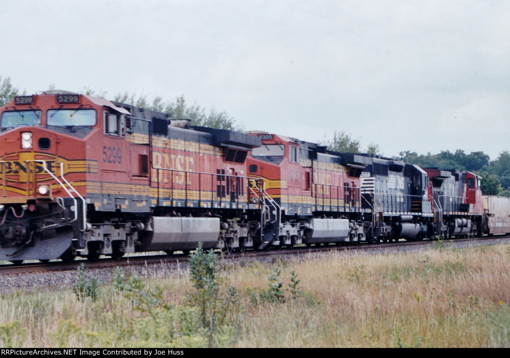 BNSF 5299 East